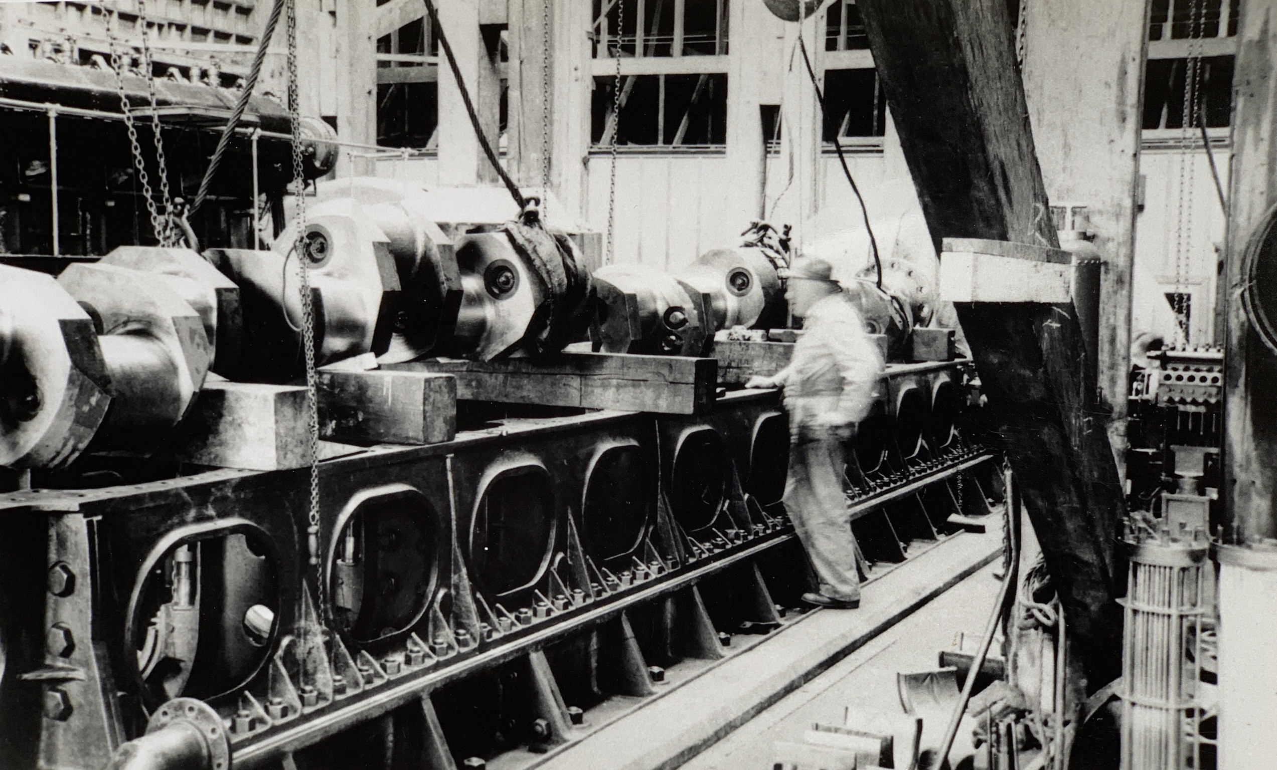 Crankshaft being lifted