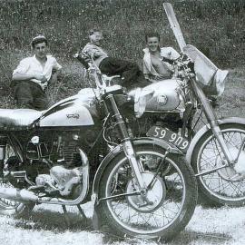 Brian Crowbar Quinn with his ex Ginger Brewerton's hotted up Norton,Murray? and Brian McIntyre