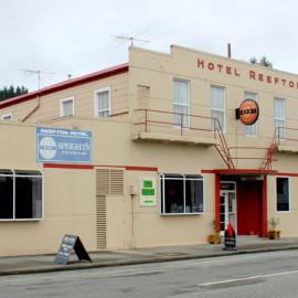 Hotel Reefton on Broadway.2015.