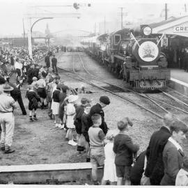 Royal train for Queen Elizabeth's visit in Greymouth. 18th January 1954.