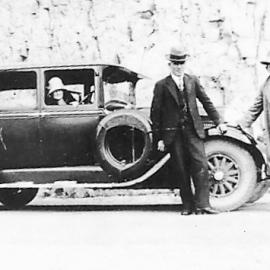 KENNEDY BROS LTD - Mt Messenger on a tour of the North Island.1930.