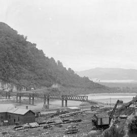 The first Cobden Bridge, Greymouth about 1890