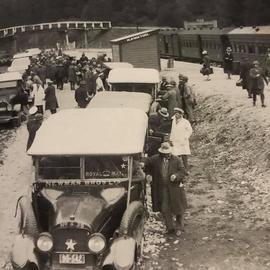Newmans meeting the train at Kawatiri Junction. 1930
