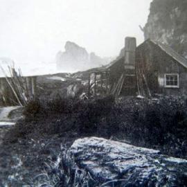 St Kilda Inn, Brighton, Woodpecker Bay.1900.