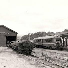 RM railcar at Inangahua Station, 30th January 1958.