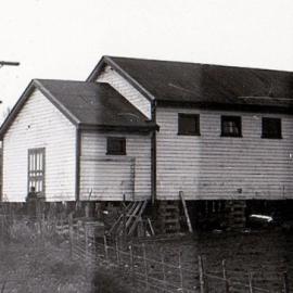 Cronadun Hall being moved to Reefton School, 1975.