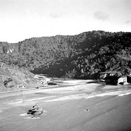 Mouth of Fox River, Woodpecker Bay showing sea cave 1940