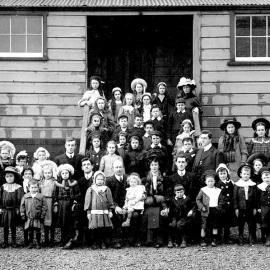 Greymouth School - on the corner of Tainui and Mackay Streets. 1909.
