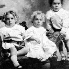 Gordon, William, and Claude Hibbs .1912.