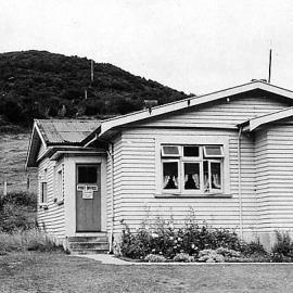 Inangahua Landing Post Office, 1950s.