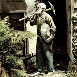 Prospector at the door of his hut in the Westland - 1936.
