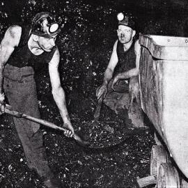 Merv Thomas and Snowy Bennett, Goldlight Mine, Rewanui Line.