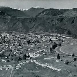 Aerial picture of Reefton 1950s
