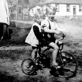 Keith and Shirley Bone in front of the Big River pub