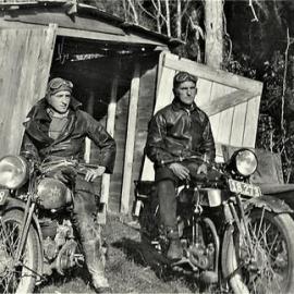 Somewhere on the West Coast 1939.  - 2 photos.-