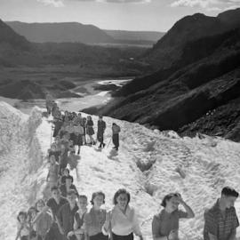 West Coast Alpine Club ,Easter.1947 .  - ALBUM -