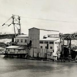 Dredge *Alan Wisdom collection*