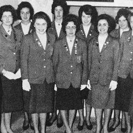 West Coast women's basketball team *Alan Wisdom collection* *PHOTO ALBUM*