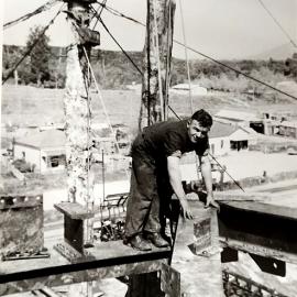 Building the Big Grey Dredge at Ikamatua, ca 1937-38.