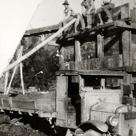 Alborn Bros Republic Truck at the the bins up Merrijigs Rd.