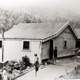 Tiroroa School, Buller Gorge.