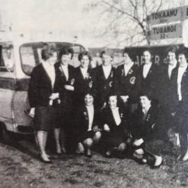 Buller basketball team on way to NZ National Championships *ALAN WISDOM COLLECTION* 
