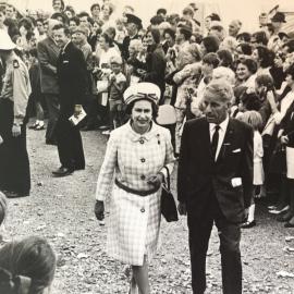 Queen's visit,Greymouth. 1977