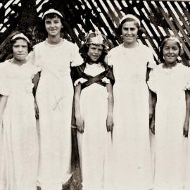 Ex Kotuku girls -  at the Queen Carnival. 1935.