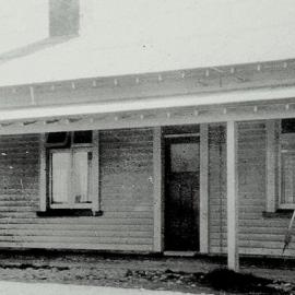 A quiet morning at Rapahoe Hotel.