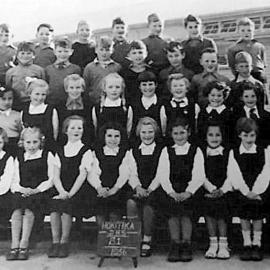 Hokitika D. H. S, Std 1,1956.