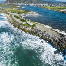 Kahuna Board Riders Club rooms at Cobden Tiphead. 2016.