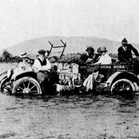 Car stuck in the Little Wanganui River. 1922.