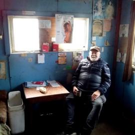 Jimmy Parkinson in his empty office at Parkinson Auto Wreckers.May 2020.  - ALBUM -