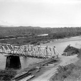 Inangahua Junction, at branch road to Reefton, 1912.