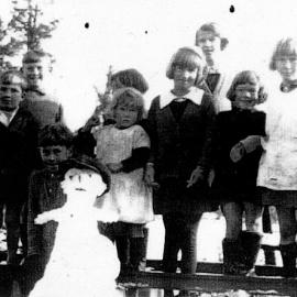 Te Kinga - Kids playing in the snow. About 1932.