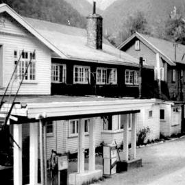  Maruia Springs Hotel after it was rebuilt in the 1970s