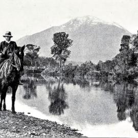 The mailman with his packhorse, Okuru, South Westland 1930.