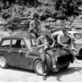 Buller Gorge, on the way to Nelson - Phillip Lee at the back.