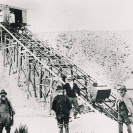 O`TOOLE`s gold rig at Addisons Flat - 8 miles south of Westport.