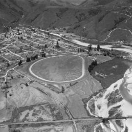 Aerial photo of Reefton and Reefton racecourse 1959