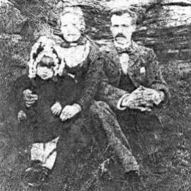 William Speirs with his wife, Helen Heatlie and daughter Janet. ca.early 1900`s.