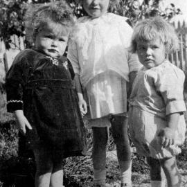 Mavis, Tui and Ida Macdonald,Cobden.1920`s.