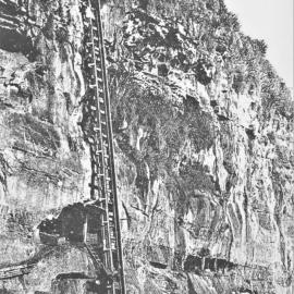 Mussel Point, cliff face coal mine at Nine Mile.1931- 35.  - ALBUM -