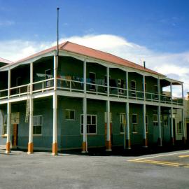 Park Hotel, Greymouth, 1973