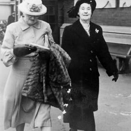 Ellie Hende (nee Karnbach) on the right with her sister Irene Karnbach, Greymouth.