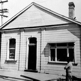 Reefton's Criterion Hotel being renovated.