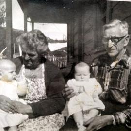 Doris & Harry Hocking with Michele and Jane in Reefton.