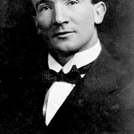 Paddy Webb's resistance to conscription.ca.1915.  - 2 IMAGES -