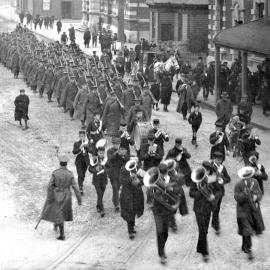 WW1 soldiers marching down Tainui Street, Greymouth.1914.