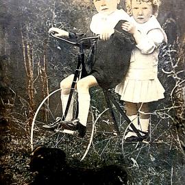 Colin Bell and his sister Irene, Greymouth ca 1915.